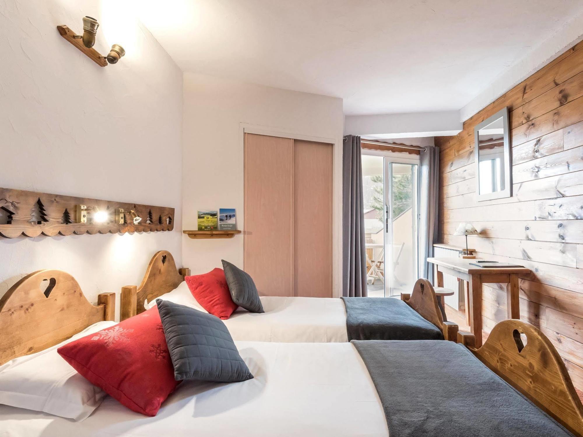 Hotel L'Ecureuil Auron Ngoại thất bức ảnh