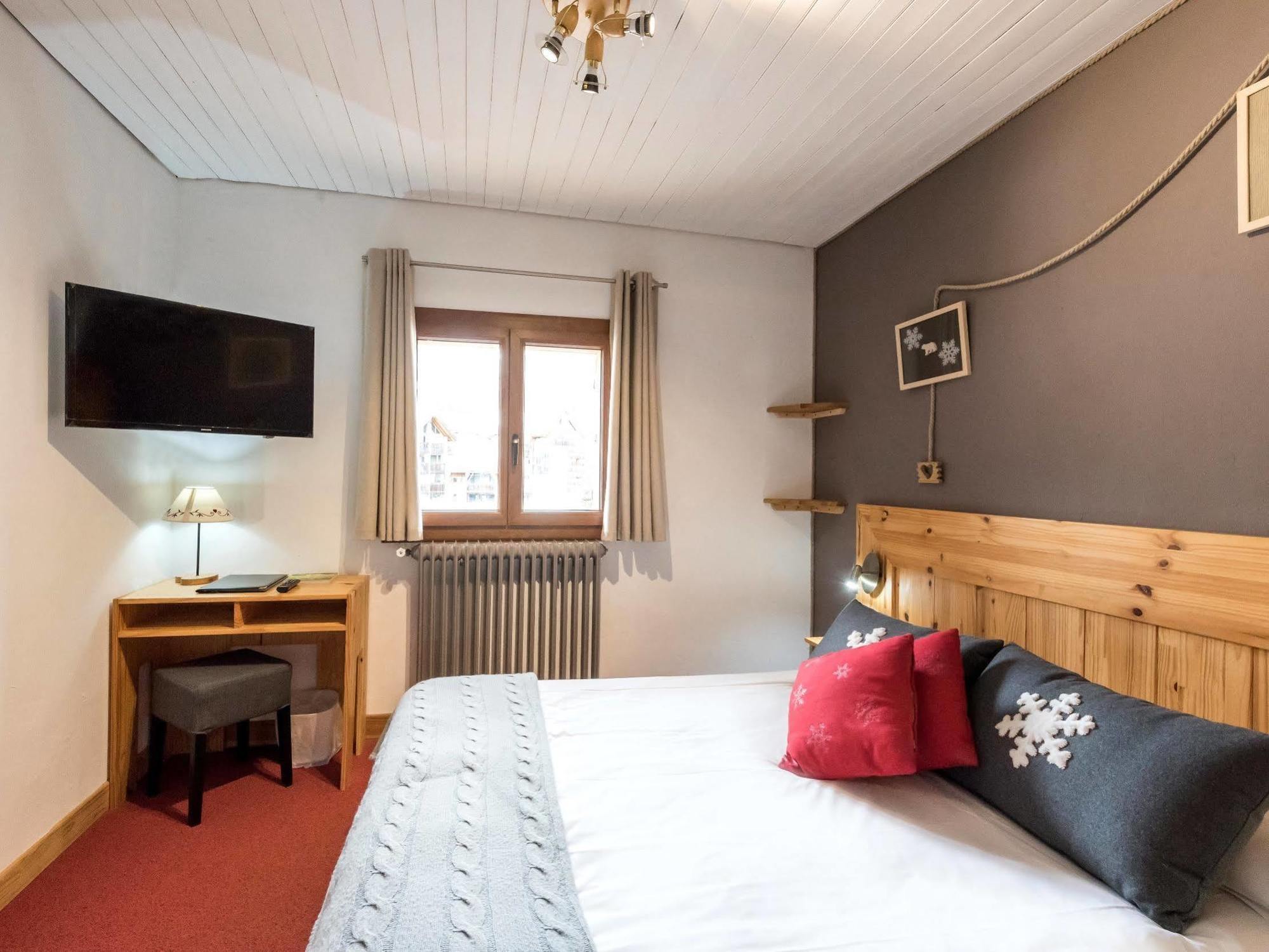 Hotel L'Ecureuil Auron Ngoại thất bức ảnh