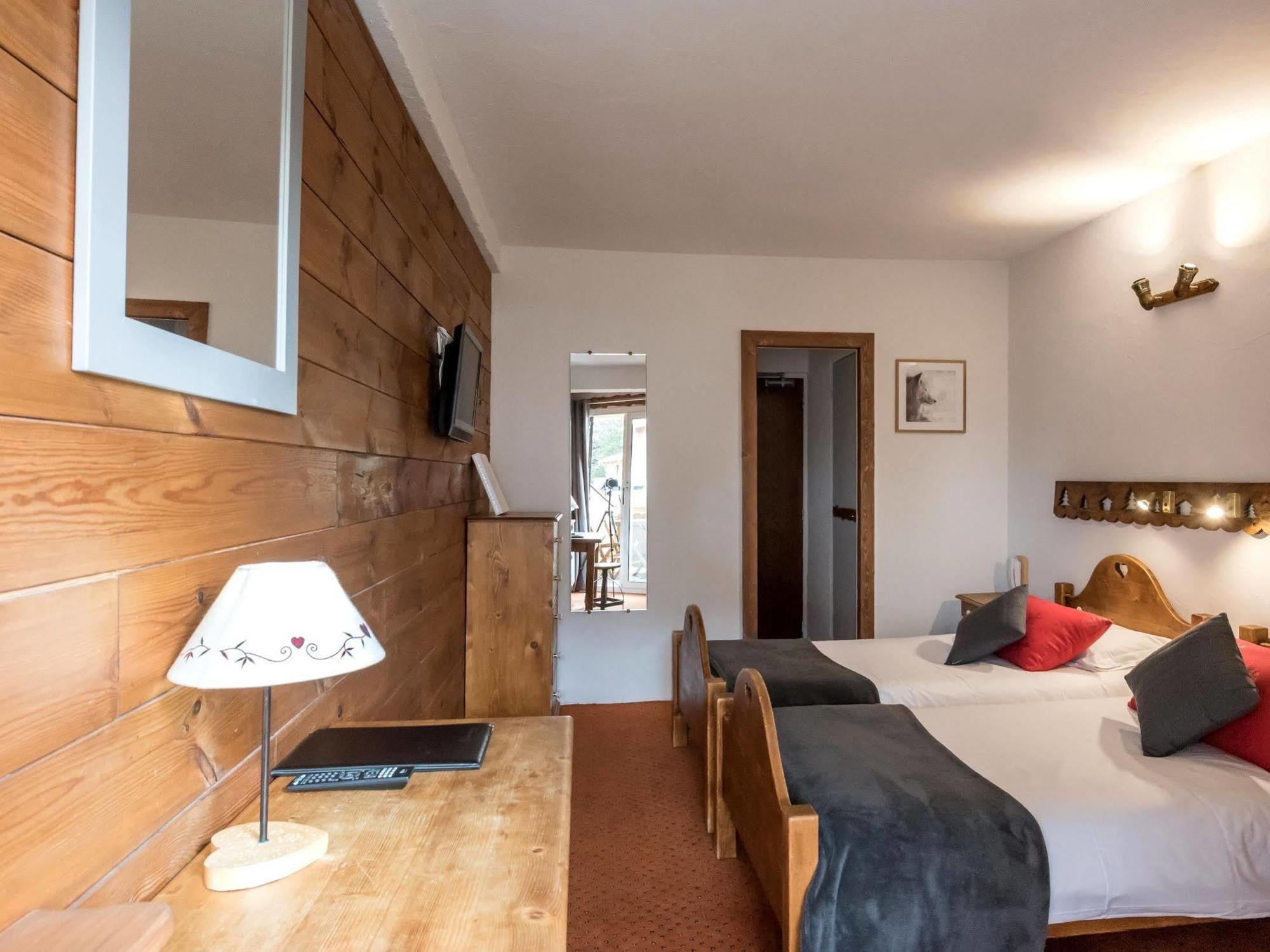 Hotel L'Ecureuil Auron Ngoại thất bức ảnh